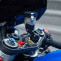 01-img-shapeheart-soporte-smartphone-moto-stem-mini-boost